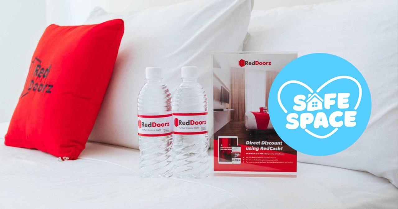 Reddoorz Plus Near Naia Expressway Pasay Eksteriør billede